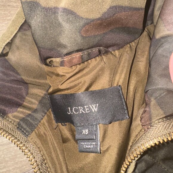 J Crew Camouflage Vest, Size XS - Picture 3 of 3